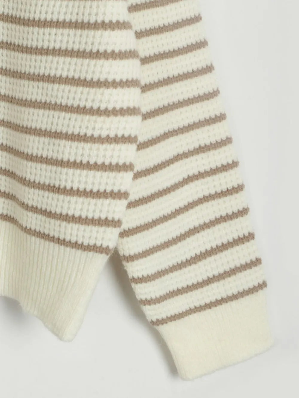 14372e90-734a-43de-b110-5acc16984711-Max